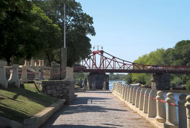 Carmelo or Nueva Helvecia: how to choose where to buy a house in Colonia