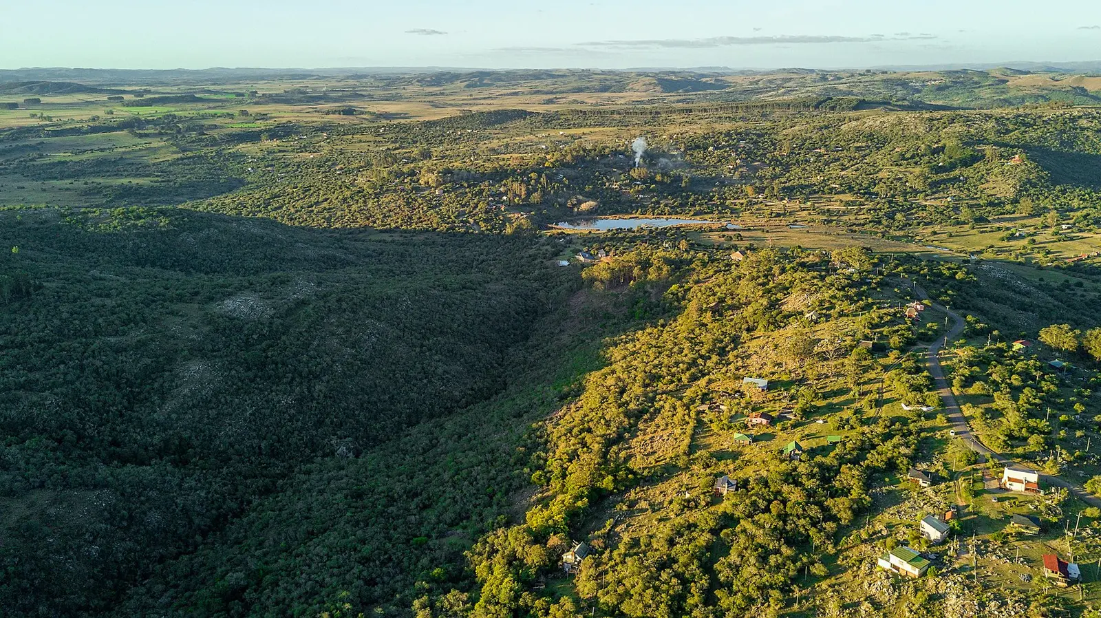 Buying land in Villa Serrana: what you can build and what to check