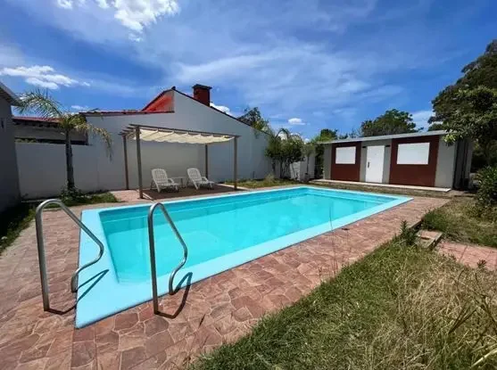 Complejo Con Piscina La Floresta, Alquiler Temporal 