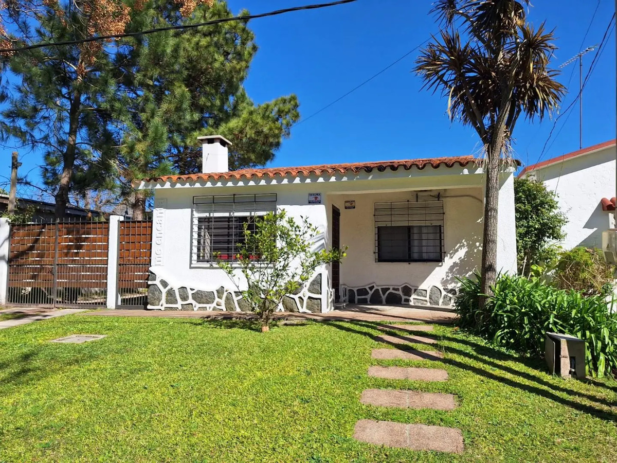Casa Alquiler Temporal La Floresta Con Piscina Climatizada 