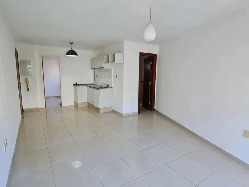 Inversores - Con Renta. 1 Dormitorio, balcón al frente