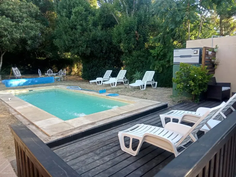 Alquiler Muy Linda Casa En Costa Azul. Piscina Climatizada 