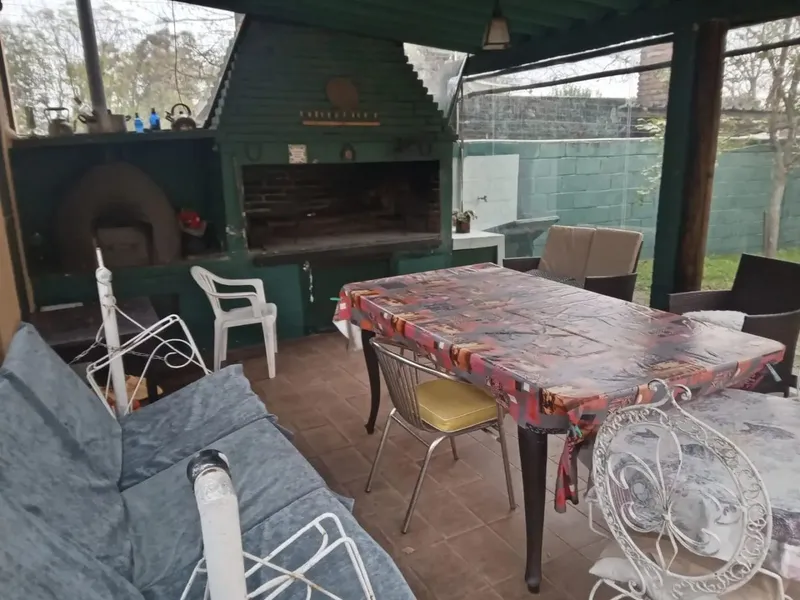 Alquiler Muy Linda Casa En Costa Azul. Piscina Climatizada 