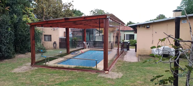Alquiler Muy Linda Casa En Costa Azul. Piscina Climatizada 