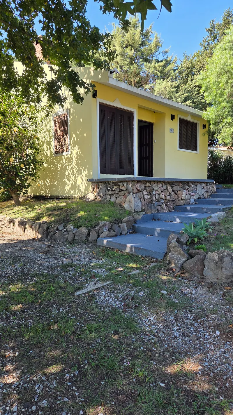 Casa para 4 personas + monoambiente para 2. Piscina climatizada - Costa Azul