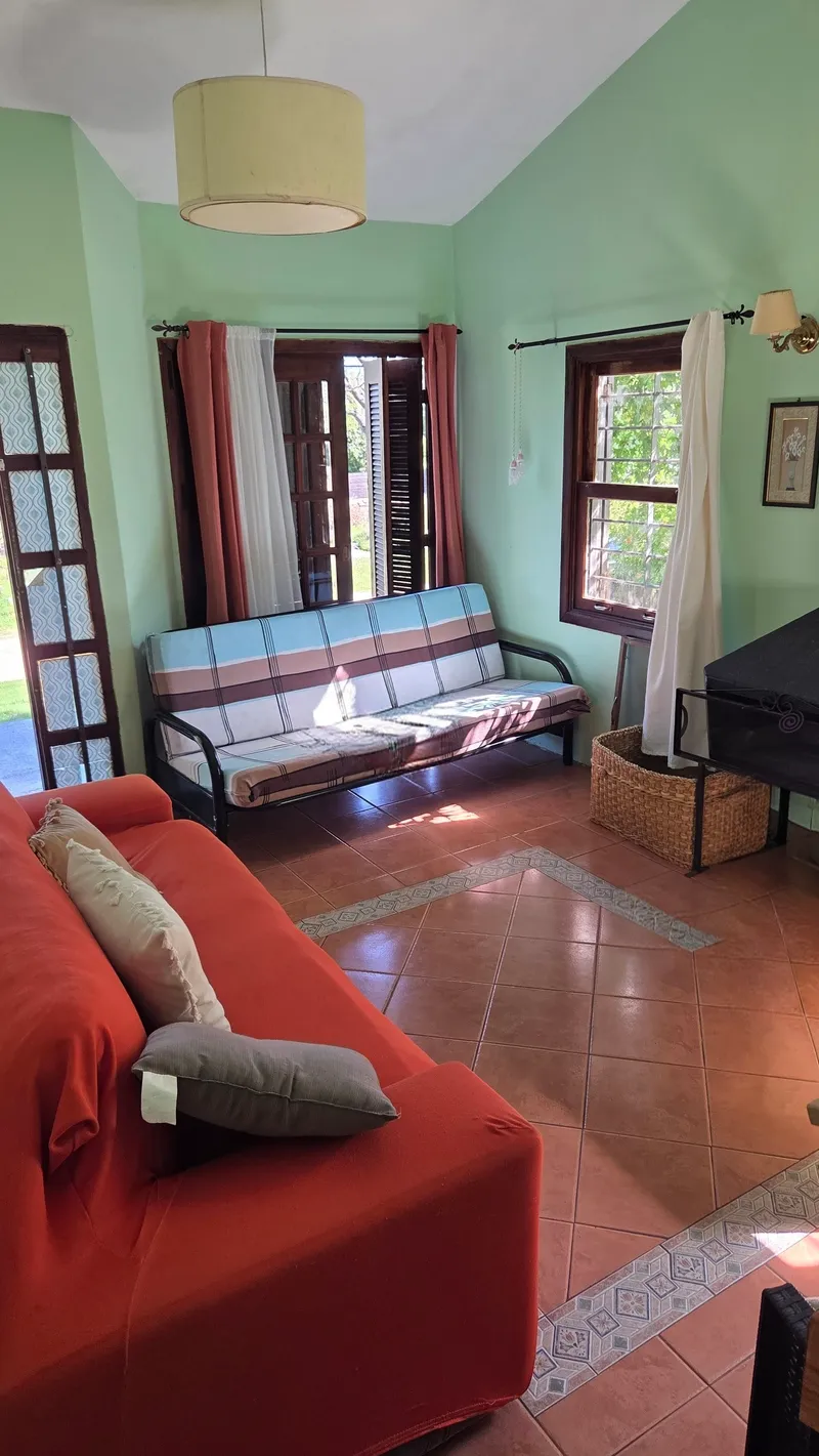 Casa para 4 personas + monoambiente para 2. Piscina climatizada - Costa Azul