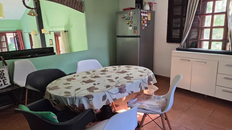 Casa para 4 personas + monoambiente para 2. Piscina climatizada - Costa Azul