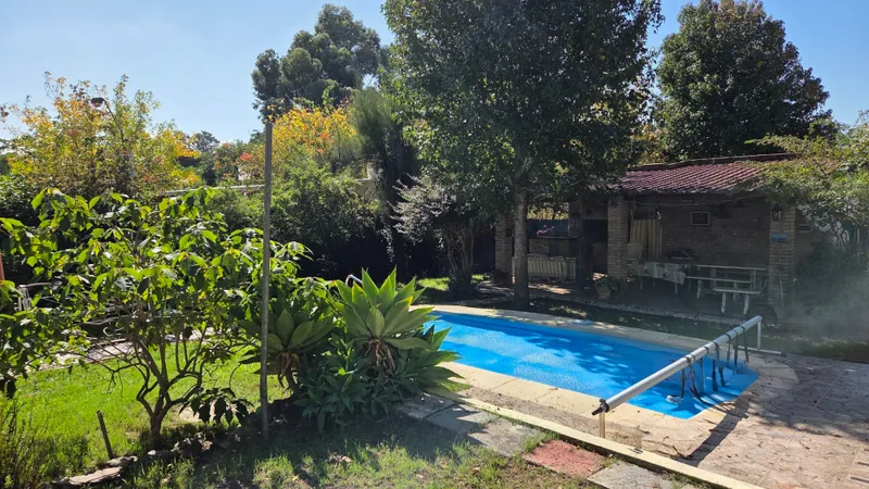 Casa para 4 personas + monoambiente para 2. Piscina climatizada - Costa Azul