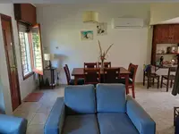 Rental in La Floresta – 3 Bedrooms for 9 Guests - foto 4