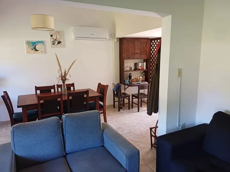 Alquiler La Floresta , 3 Dormitorios Para 9 Personas 