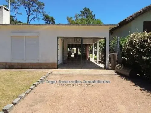 Alquiler La Floresta, 2 Baños, Aire Acondicionado, Wifi  