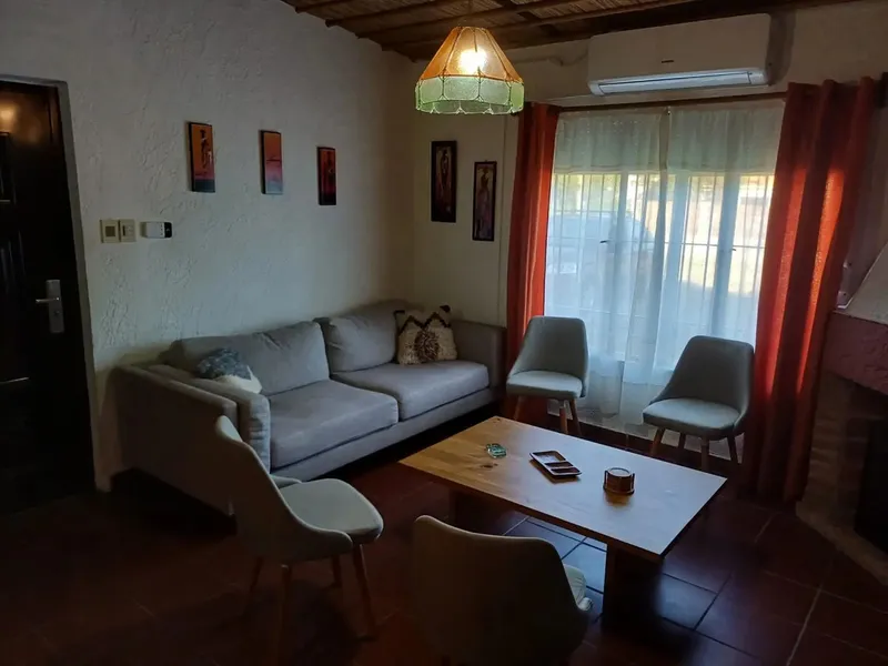 Alquiler La Floresta, 2 Baños, Aire Acondicionado, Wifi  
