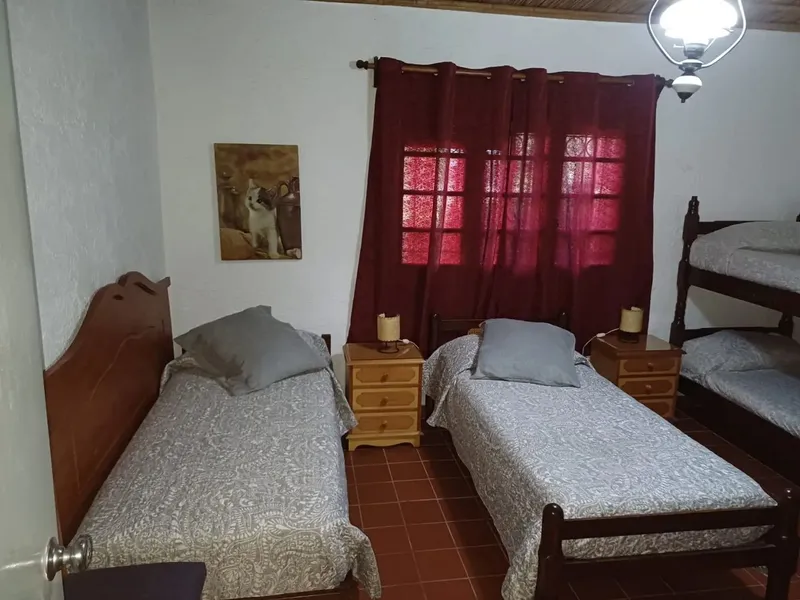 Alquiler La Floresta, 2 Baños, Aire Acondicionado, Wifi  