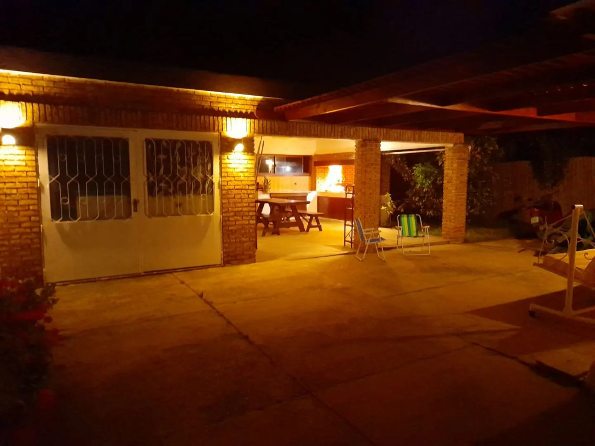 Alquiler Casa Parque Del Plata 4 Personas 