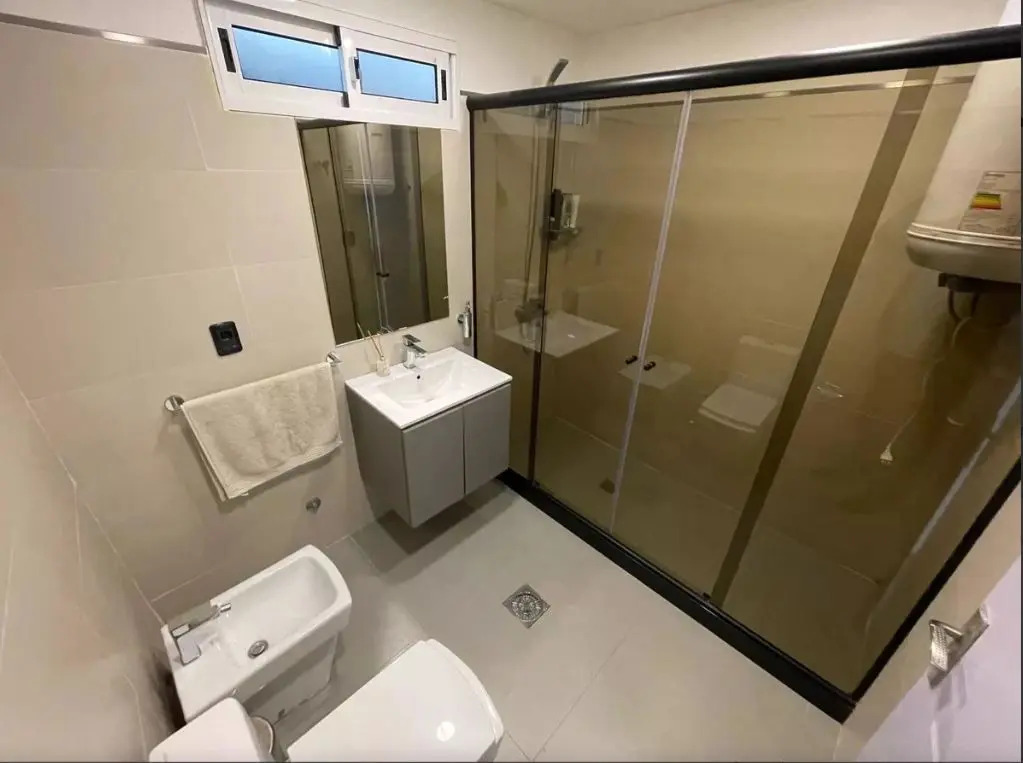 Alquiler Excelente Casa En Parque Del Plata, Piscina Climatizada