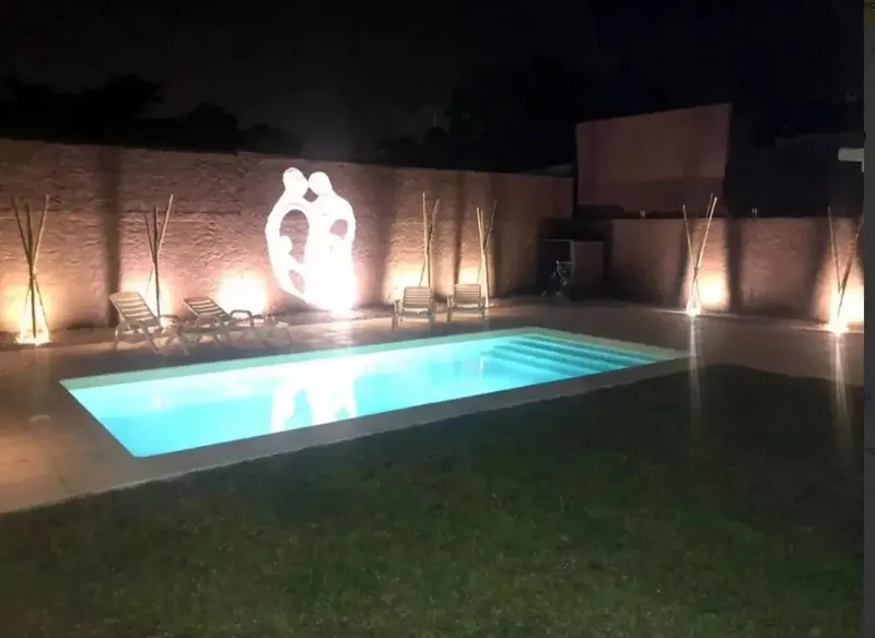 Alquiler Excelente Casa En Parque Del Plata, Piscina Climatizada