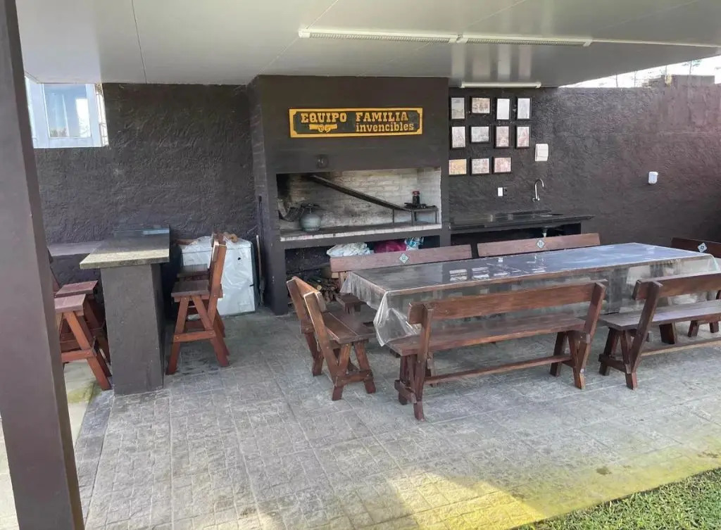 Alquiler Excelente Casa En Parque Del Plata, Piscina Climatizada