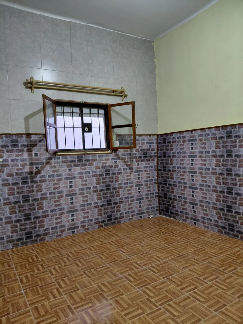 House for Rent – 2 Bedrooms with Garage, No HOA Fees