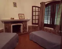 Alquiler Casa 4 Dormitorios, 8 Personas. Piscina!  - foto 4