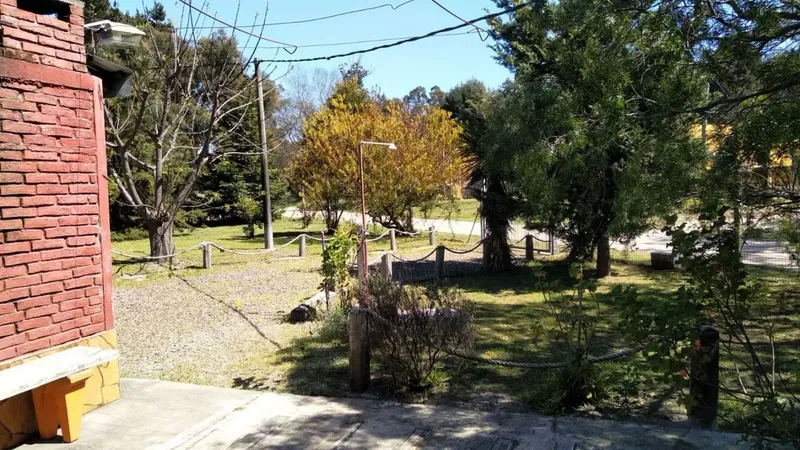 Alquiler Casa 2 Dormitorios con parrillero y jardin en La Floresta