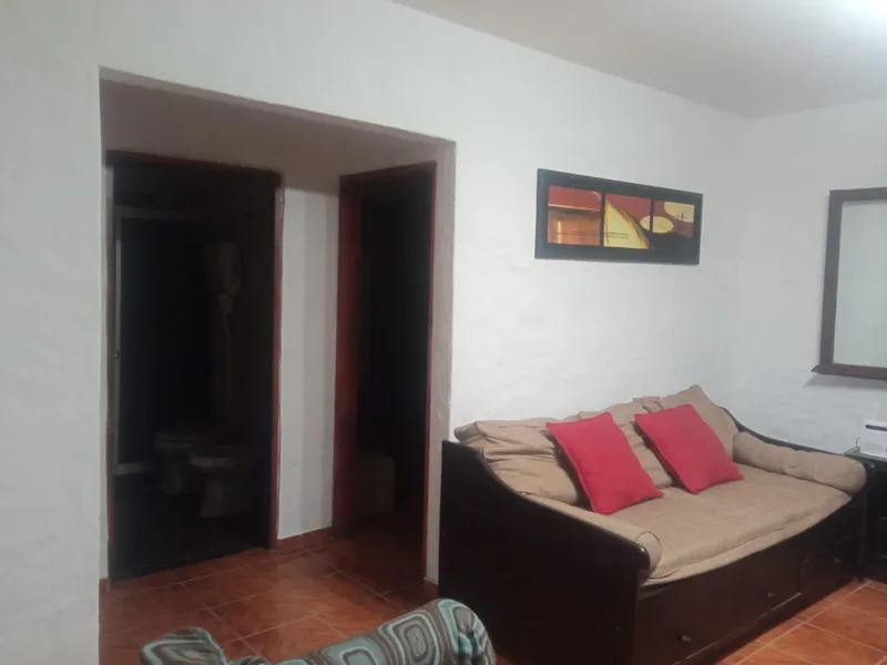 Alquiler Casa 2 Dormitorios con parrillero y jardin en La Floresta