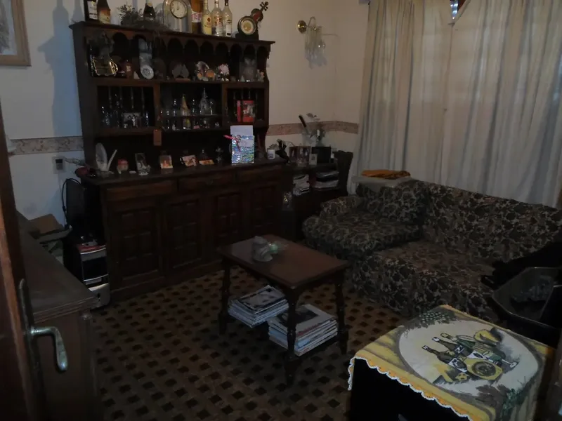 Venta Casa 3 Dormitorios, Garaje Y Fondo 