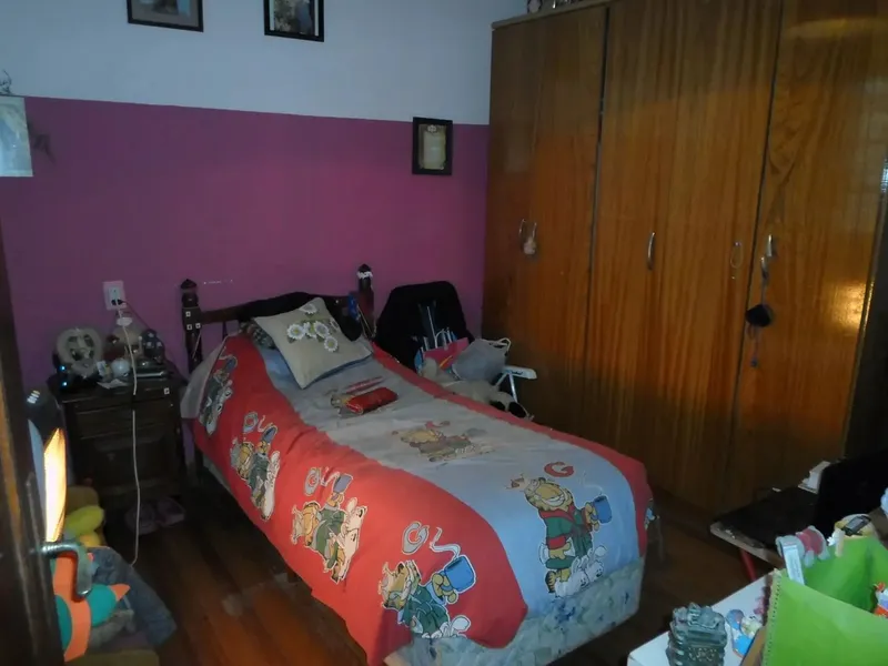 Venta Casa 3 Dormitorios, Garaje Y Fondo 