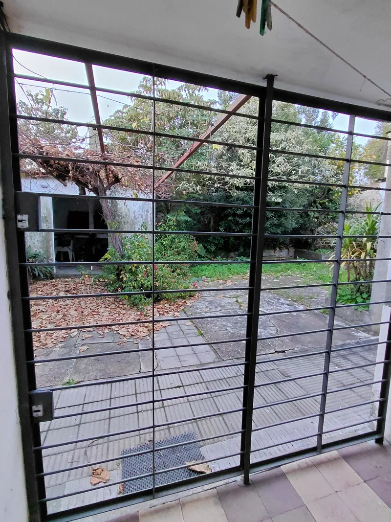 Venta casa 3 dormitorios, gran terreno - Canelones Ciudad