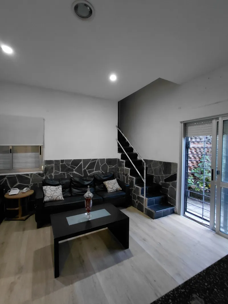 Venta casa 3 dormitorios, gran terreno - Canelones Ciudad