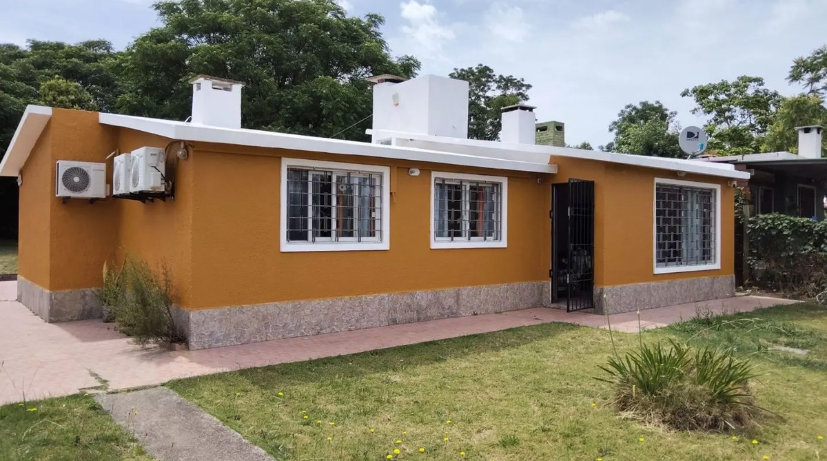 Alquiler Casa 4 Dormitorios En Costa Azul 