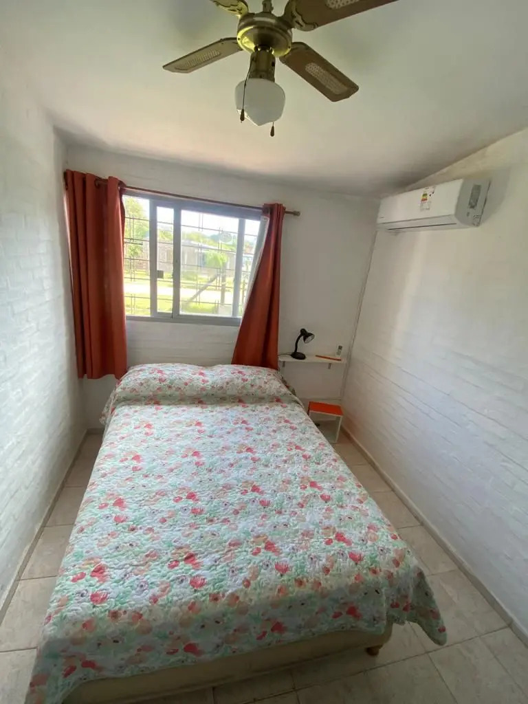 Alquiler Casa 4 Dormitorios En Costa Azul 