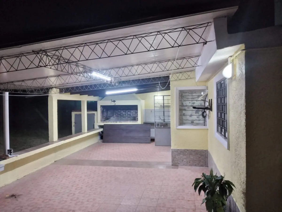 Alquiler Casa 4 Dormitorios En Costa Azul 
