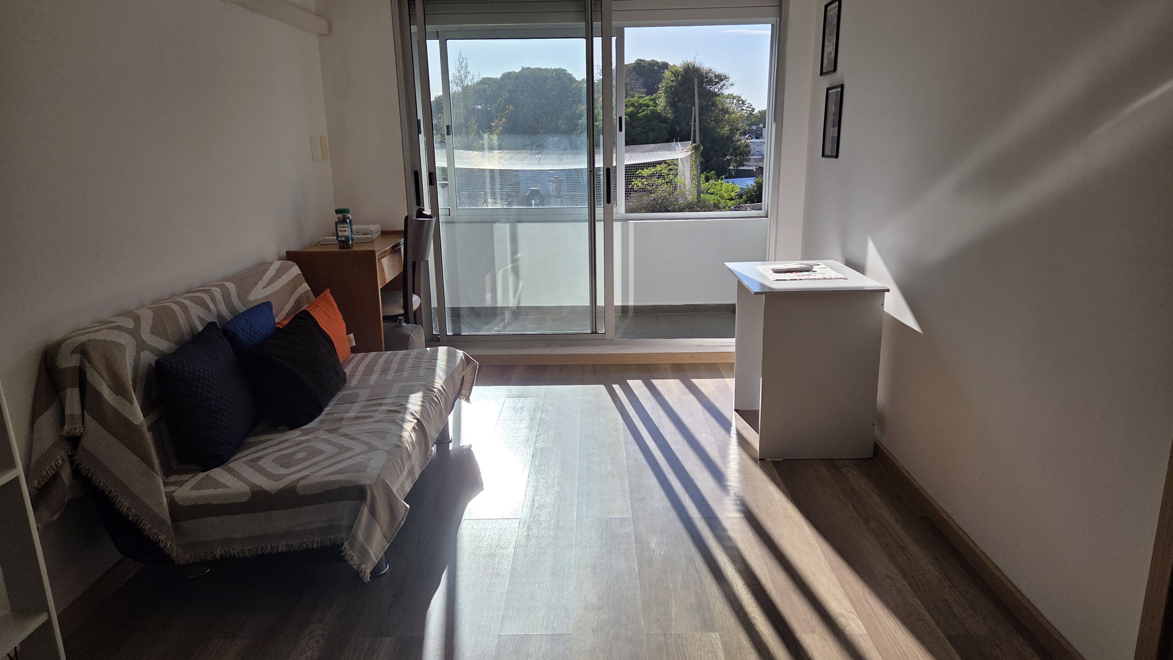 Apartamento con garaje próximo al Casmu y SMI - Luis A de Herrera y Asilo  — La Blanqueada, Montevideo