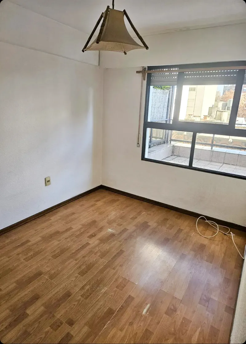 Apartamento alquiler 1 dormitorio con Terraza, Tres Cruces