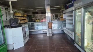 Venta de fábrica de pastas funcionando (Local + llave) en Cno Carrasco  - foto 3