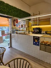 Venta de Llave Cafetería "Flor de Pan" - foto 2
