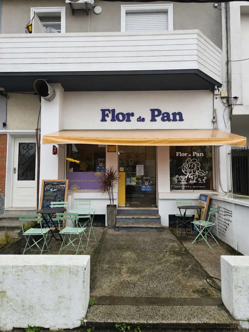 Business Transfer Sale – Specialty Coffee Shop "Flor de Pan" — Prado, Montevideo