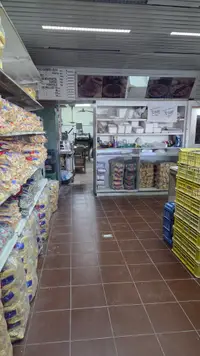 Venta de local comercial en Camino Carrasco - foto 2