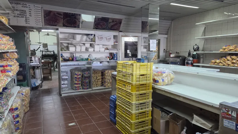 Venta de local comercial en Camino Carrasco
