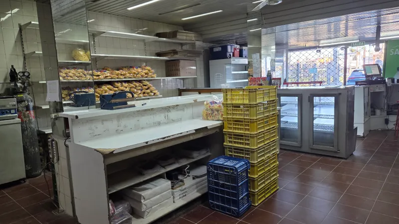Venta de local comercial en Camino Carrasco