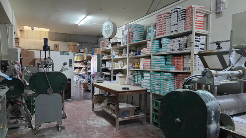 Venta de local comercial en Camino Carrasco