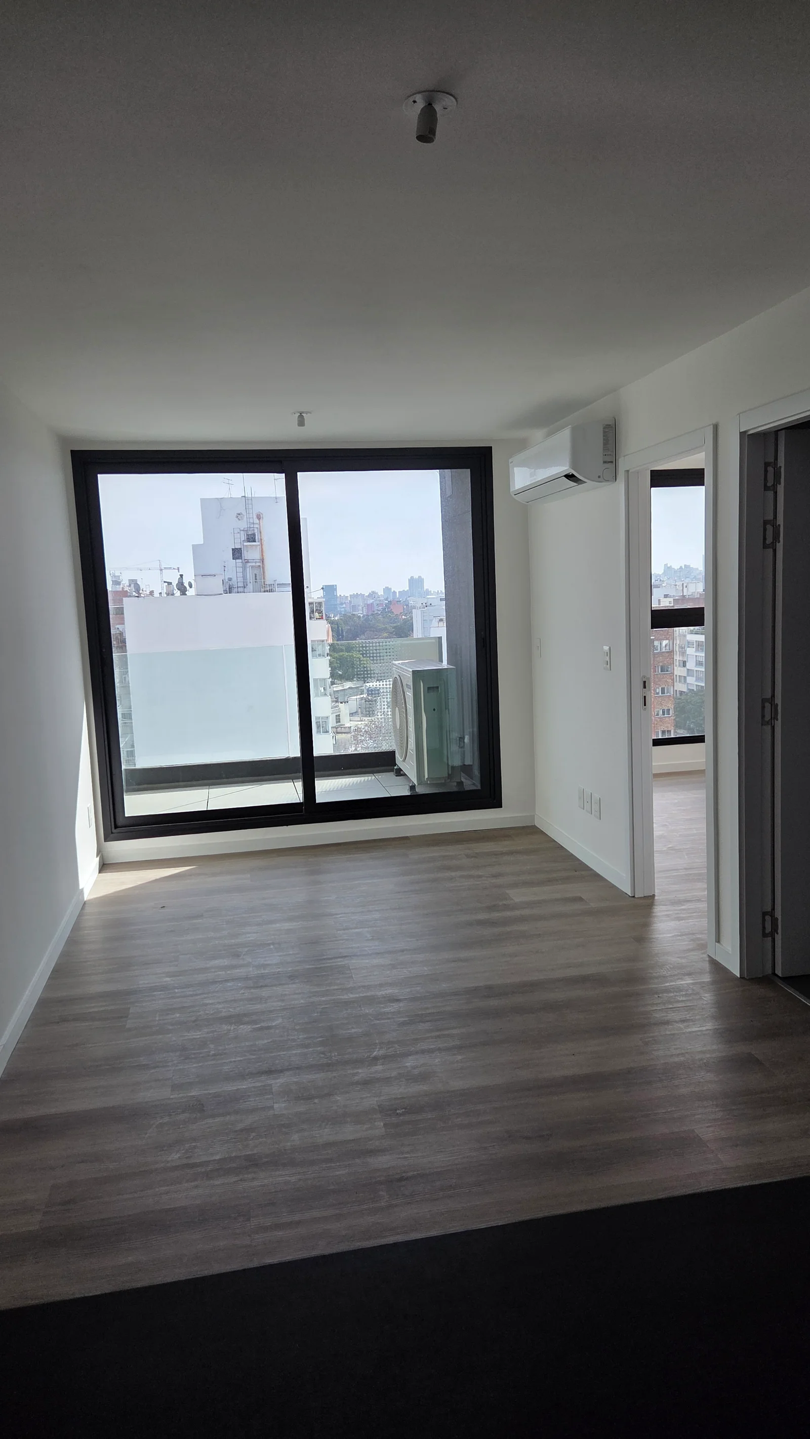 1-Bedroom Apartment for Sale on the 6th Floor in Punta Carretas — Punta Carretas, Montevideo, Uruguay
