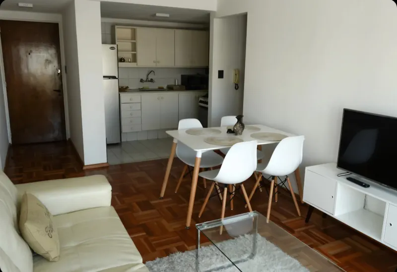 Furnished 1-bedroom apartment for rent, Pocitos