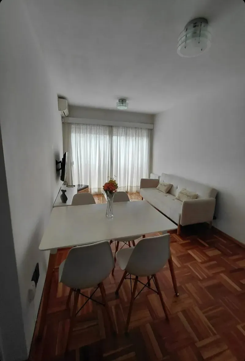 Furnished 1-bedroom apartment for rent, Pocitos