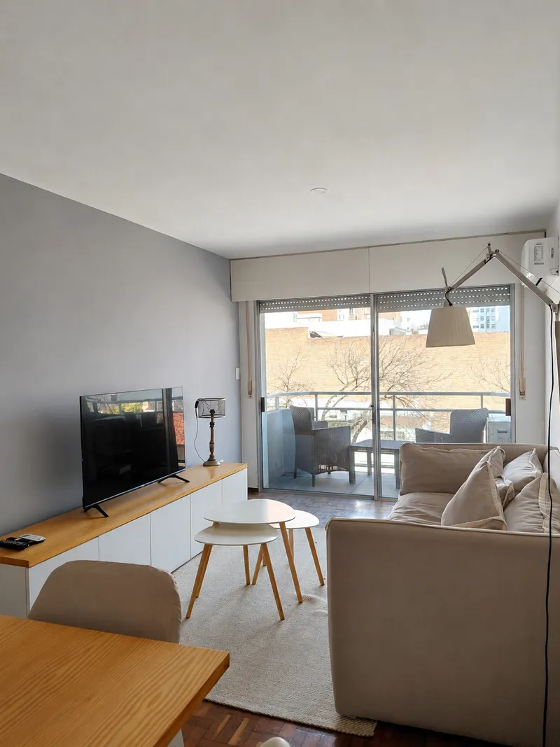 Apartamento alquiler 1 Dormitorio, Pocitos! Amueblado - Bajos Gc — Pocitos, Montevideo