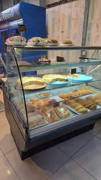 Venta de llave de Panadería -Cafetería - Rotisería a mts de Plaza Independencia - foto 2