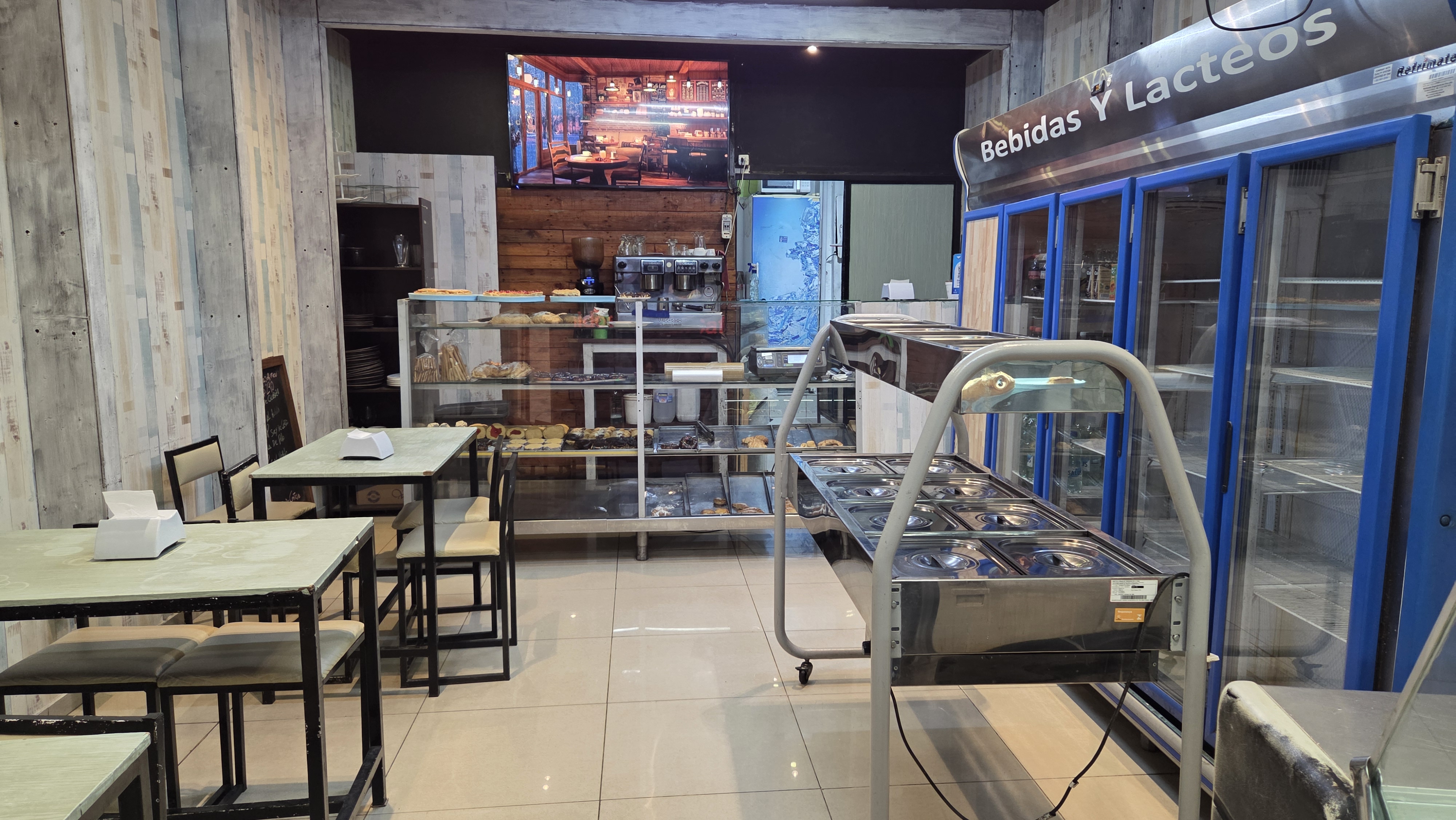 Venta de llave de Panadería -Cafetería - Rotisería a mts de Plaza Independencia