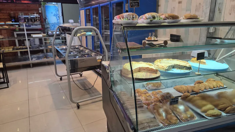 Venta de llave de Panadería -Cafetería - Rotisería a mts de Plaza Independencia