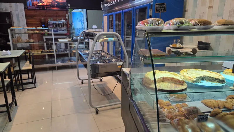 Venta de llave de Panadería -Cafetería - Rotisería a mts de Plaza Independencia