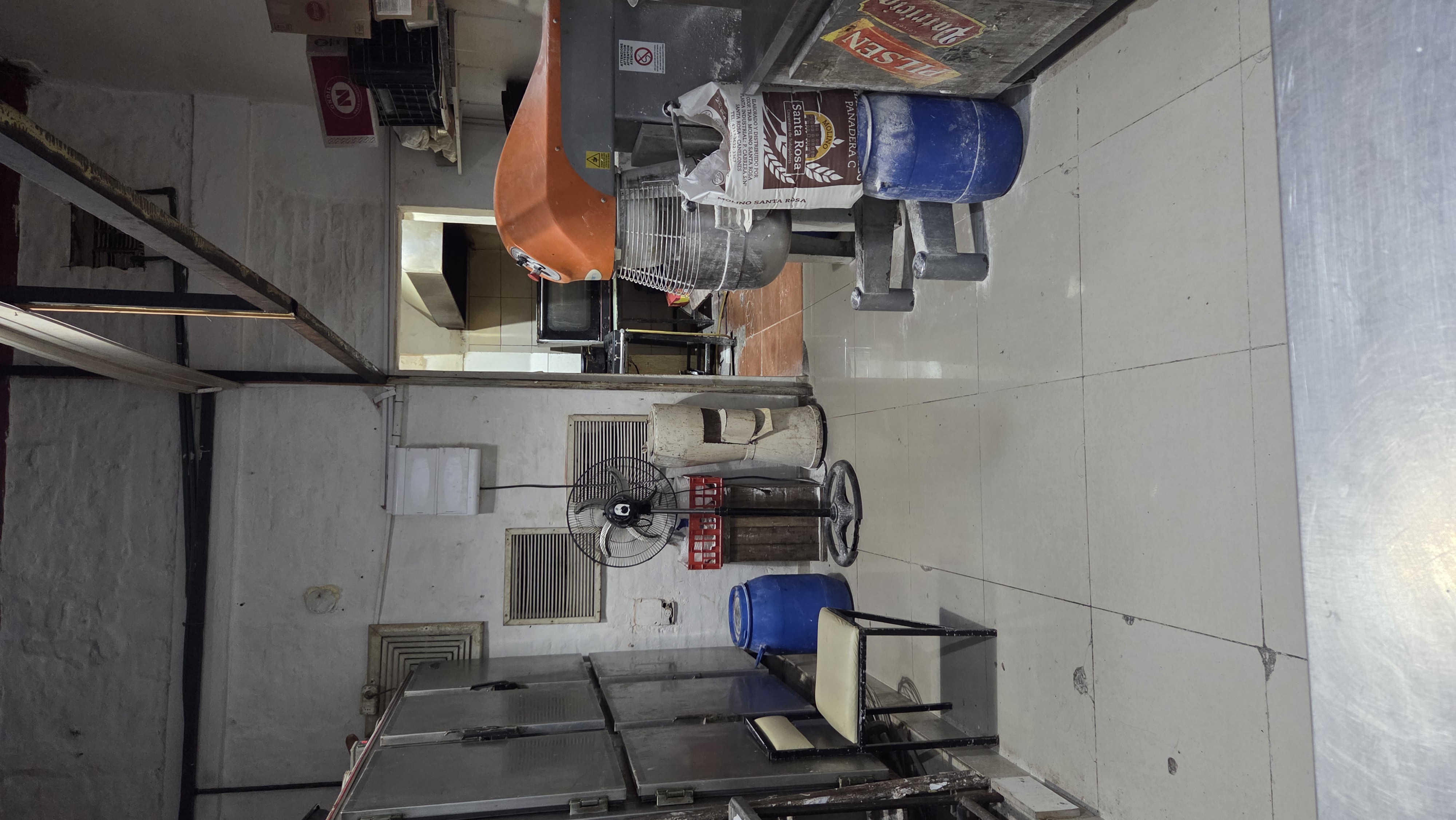 Venta de llave de Panadería -Cafetería - Rotisería a mts de Plaza Independencia